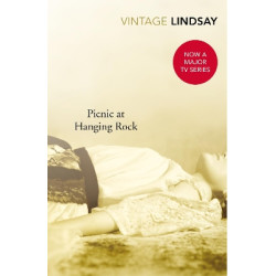 VINTAGE CLASSICS : PICNIC AT HANGING ROCK PB