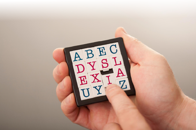 Dyslexia in the English classroom: What are the most striking signs and what useful tips can teachers use?