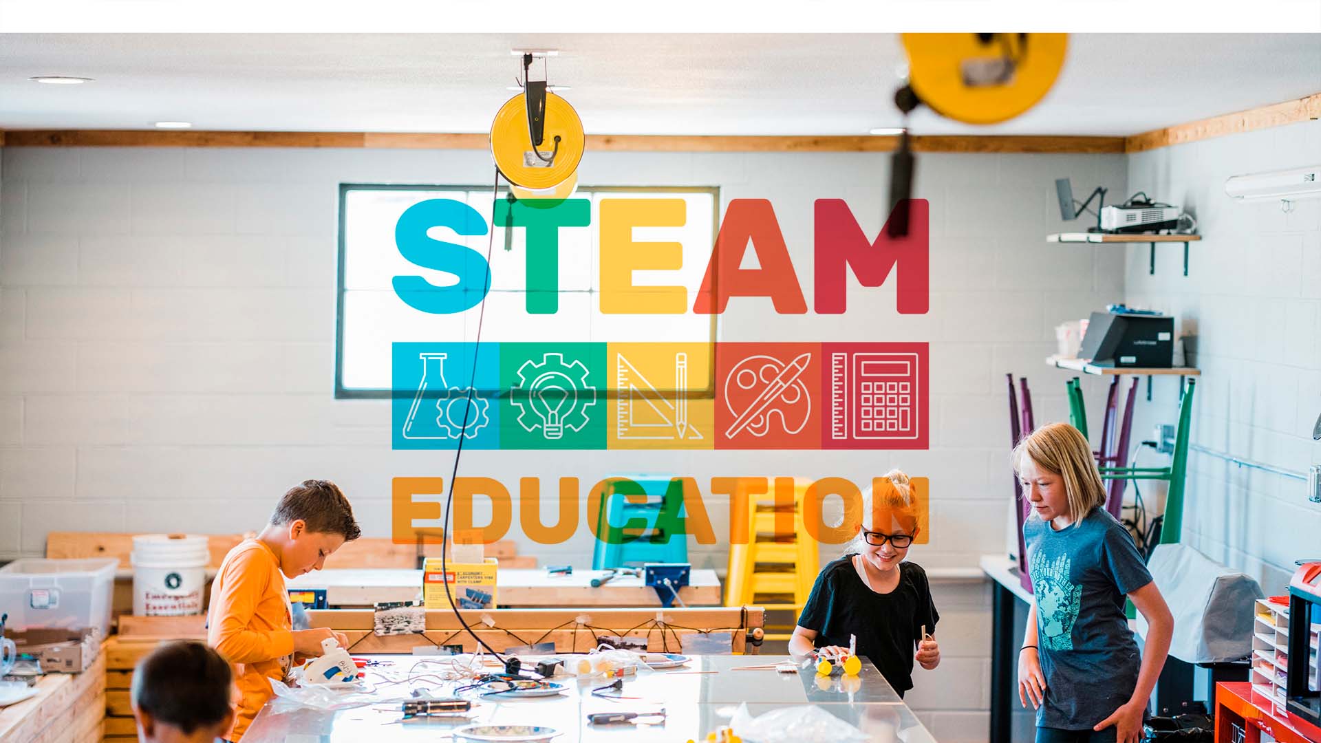 STEAM+E : Teaching English through STEAM